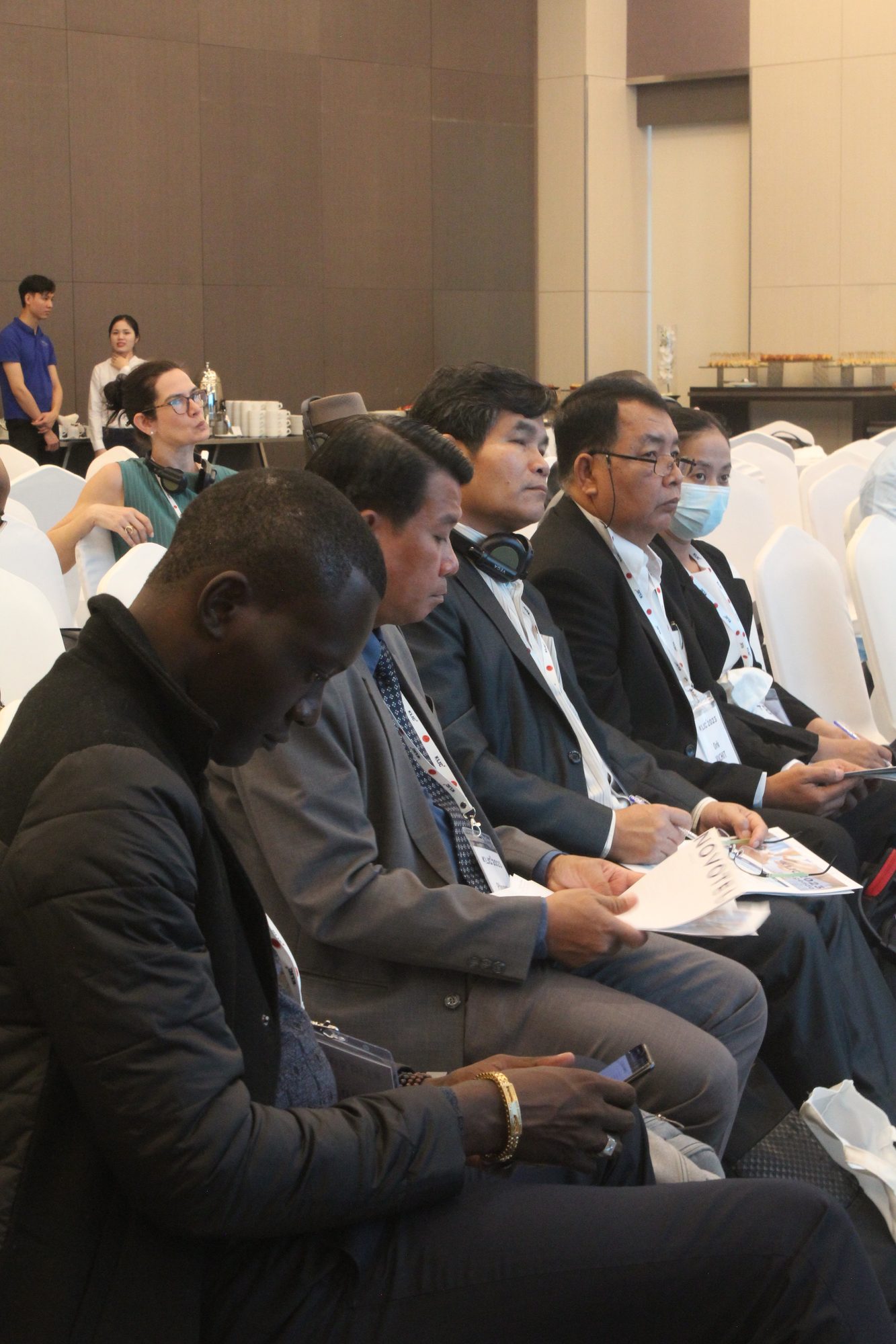KLIC participants in working session